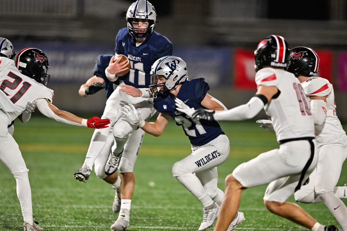 a Wilsonville Mountain View 5A Oregon football final November 24 2023 Leon Neuschwander 32